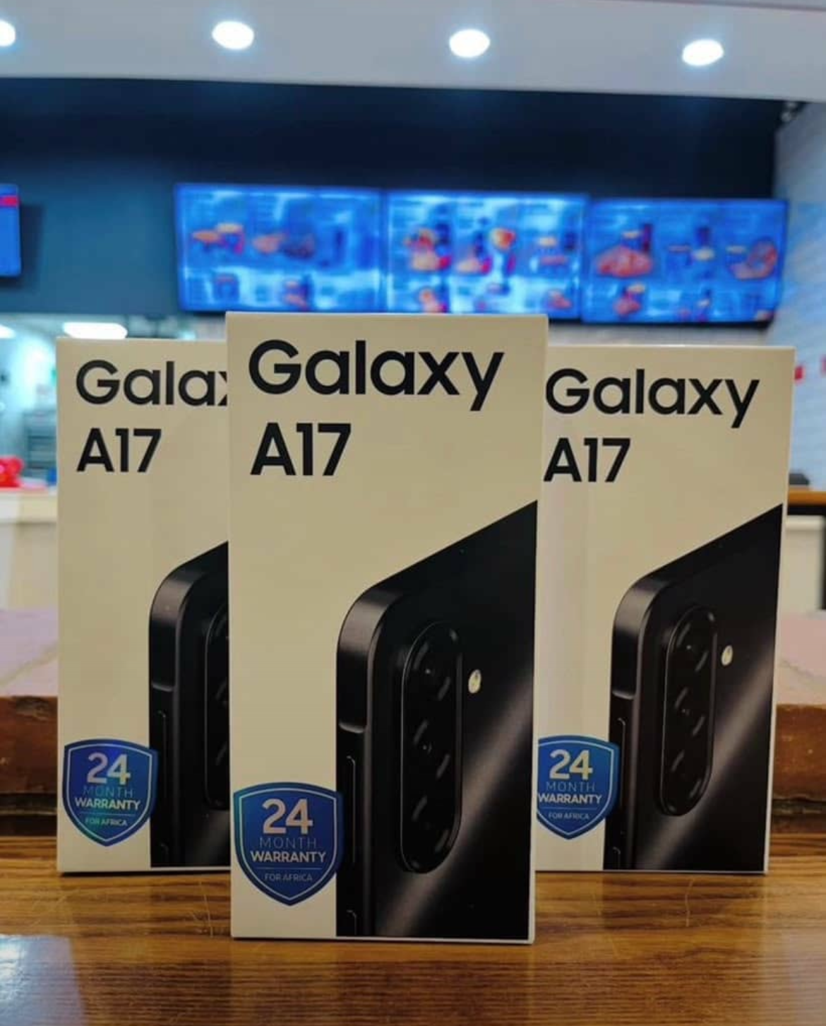 SAMSUNG GALAXY A17
