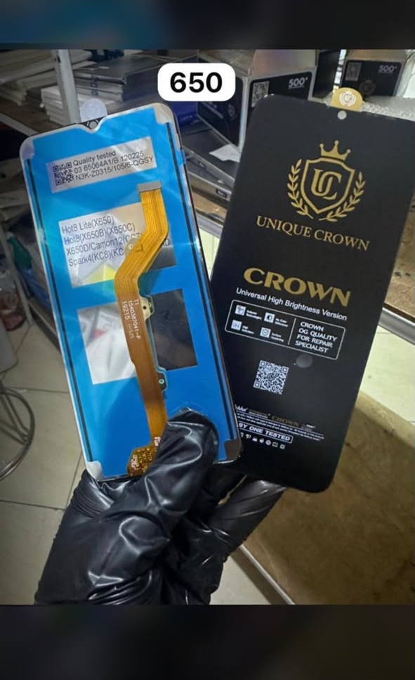 Unique Crown 650 Universal LCD