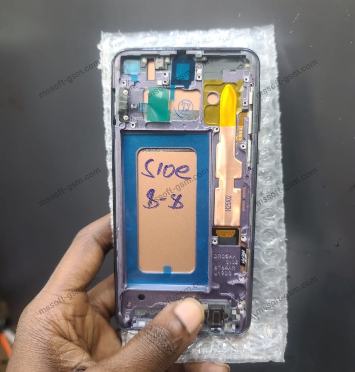 Samsung Galaxy S10e Screen Assembly