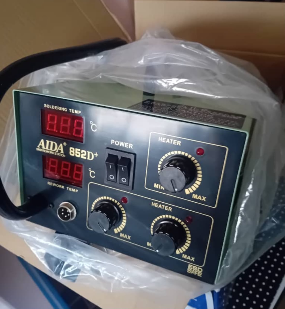 AIDA 852D+ SMD Rework Station