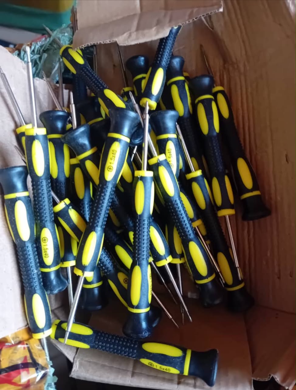 Precision Screwdrivers (Bulk Lot, 1.5x40)
